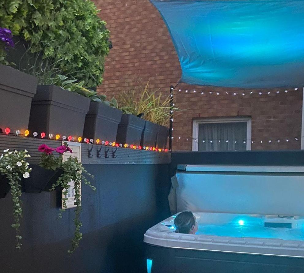 3 The View Apartments Ilfracombe - Hot Tub, Parking, Lift, Ev ภายนอก รูปภาพ