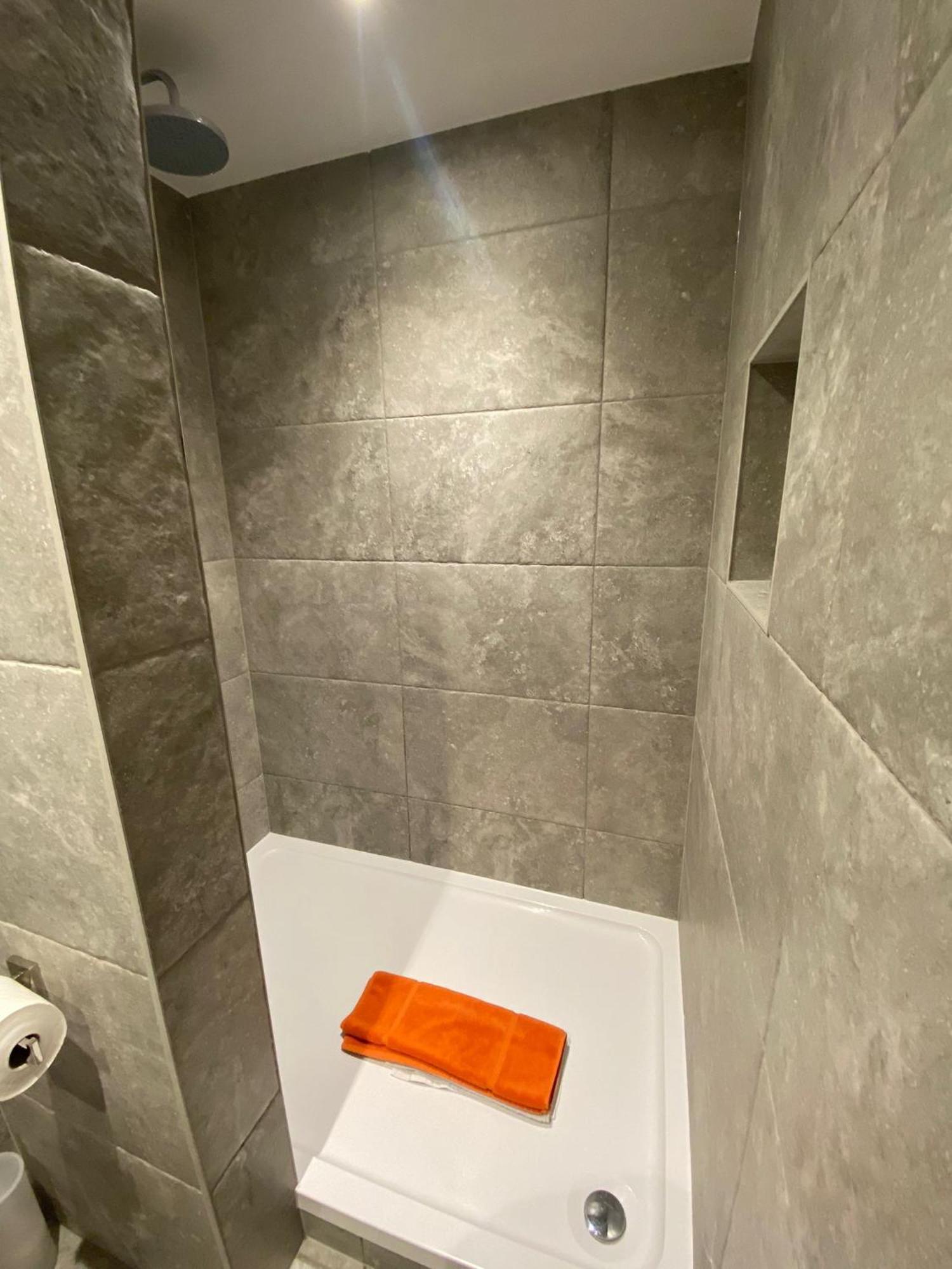 3 The View Apartments Ilfracombe - Hot Tub, Parking, Lift, Ev ภายนอก รูปภาพ