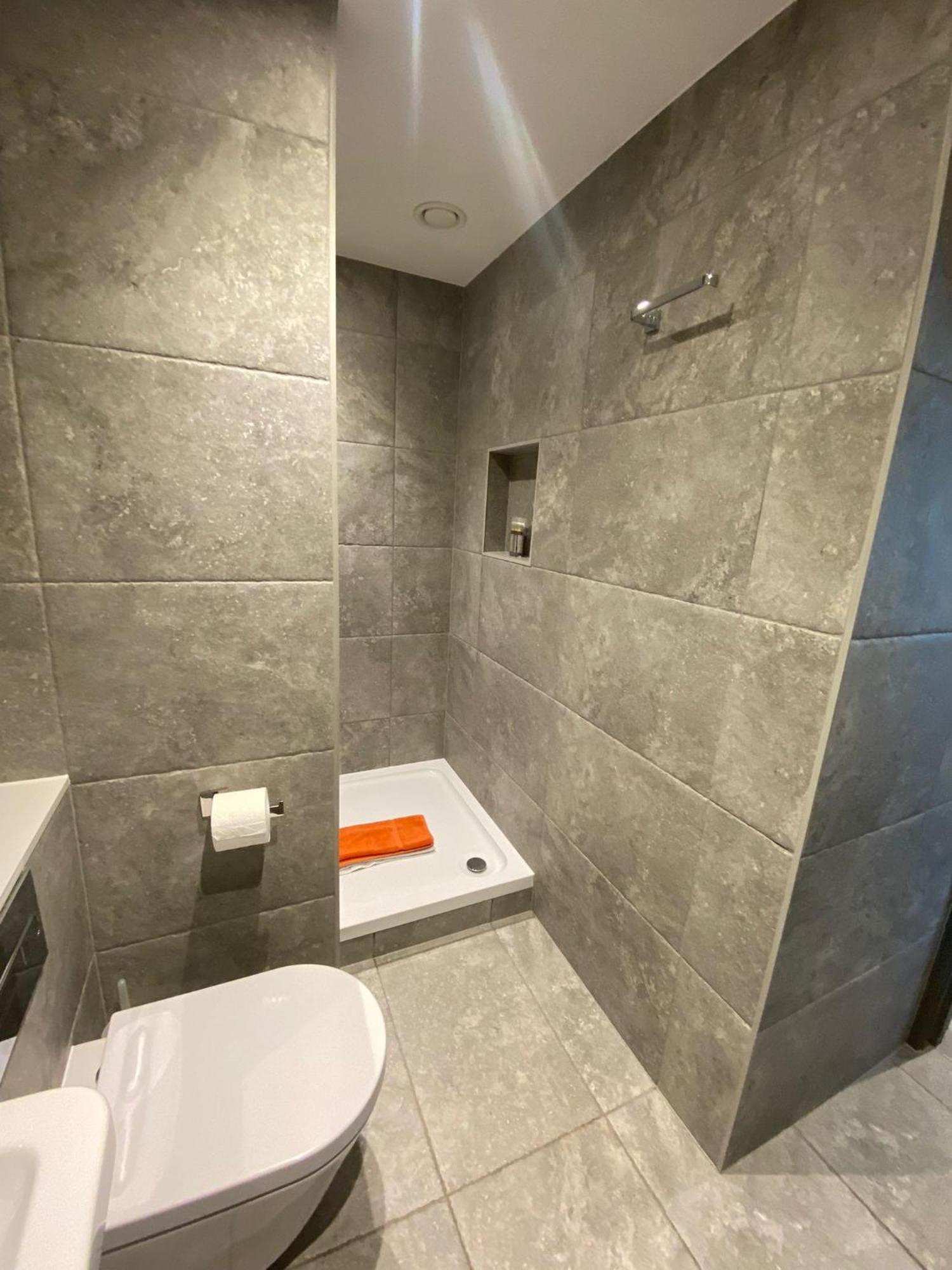 3 The View Apartments Ilfracombe - Hot Tub, Parking, Lift, Ev ภายนอก รูปภาพ