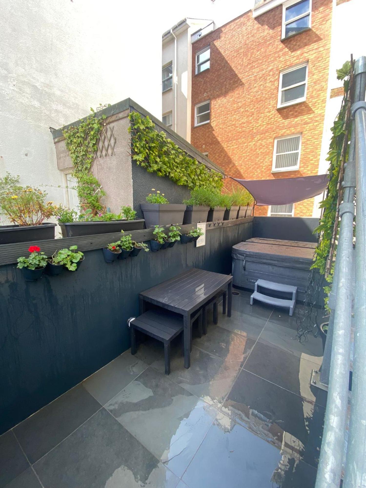3 The View Apartments Ilfracombe - Hot Tub, Parking, Lift, Ev ภายนอก รูปภาพ