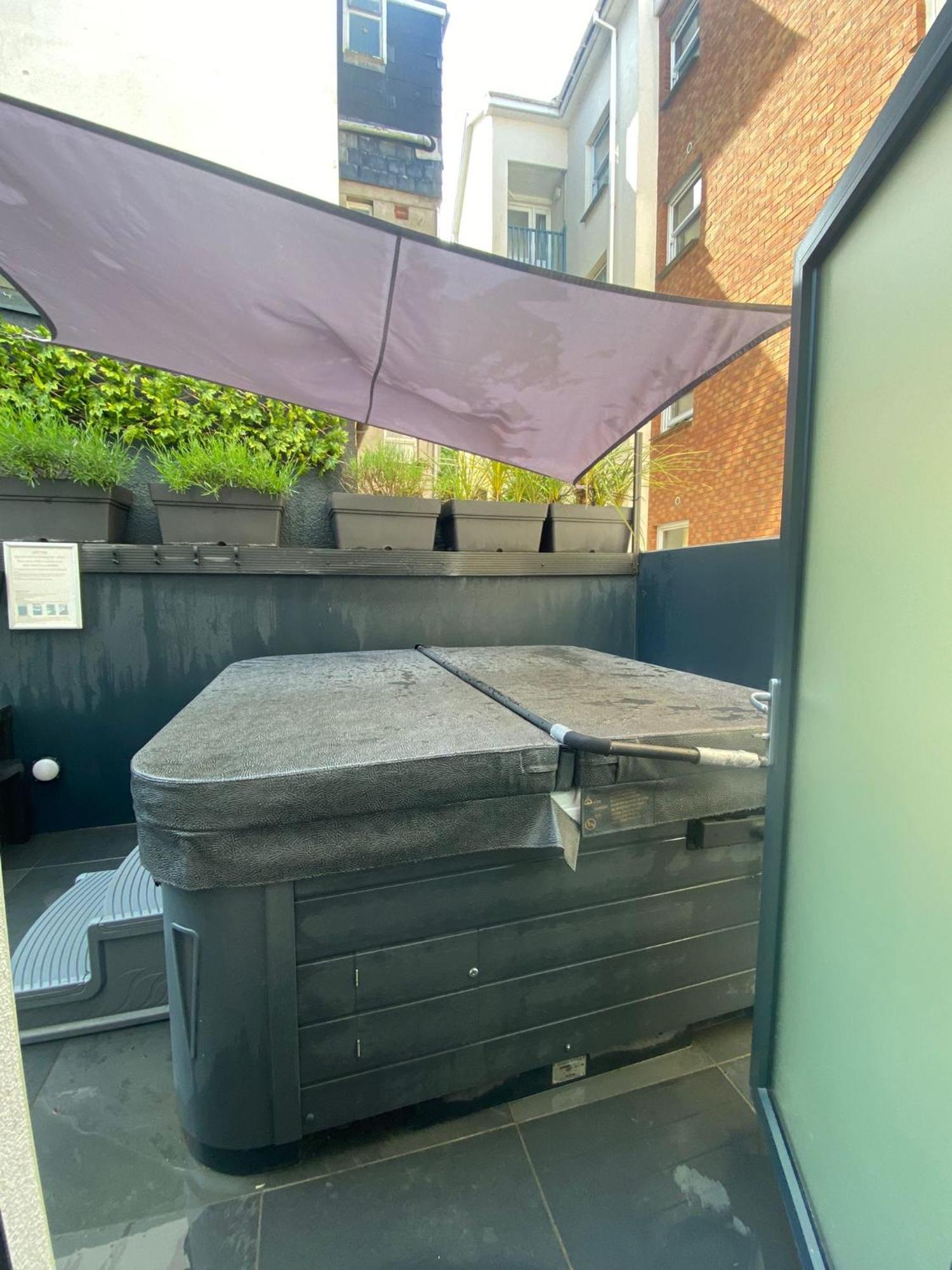 3 The View Apartments Ilfracombe - Hot Tub, Parking, Lift, Ev ภายนอก รูปภาพ