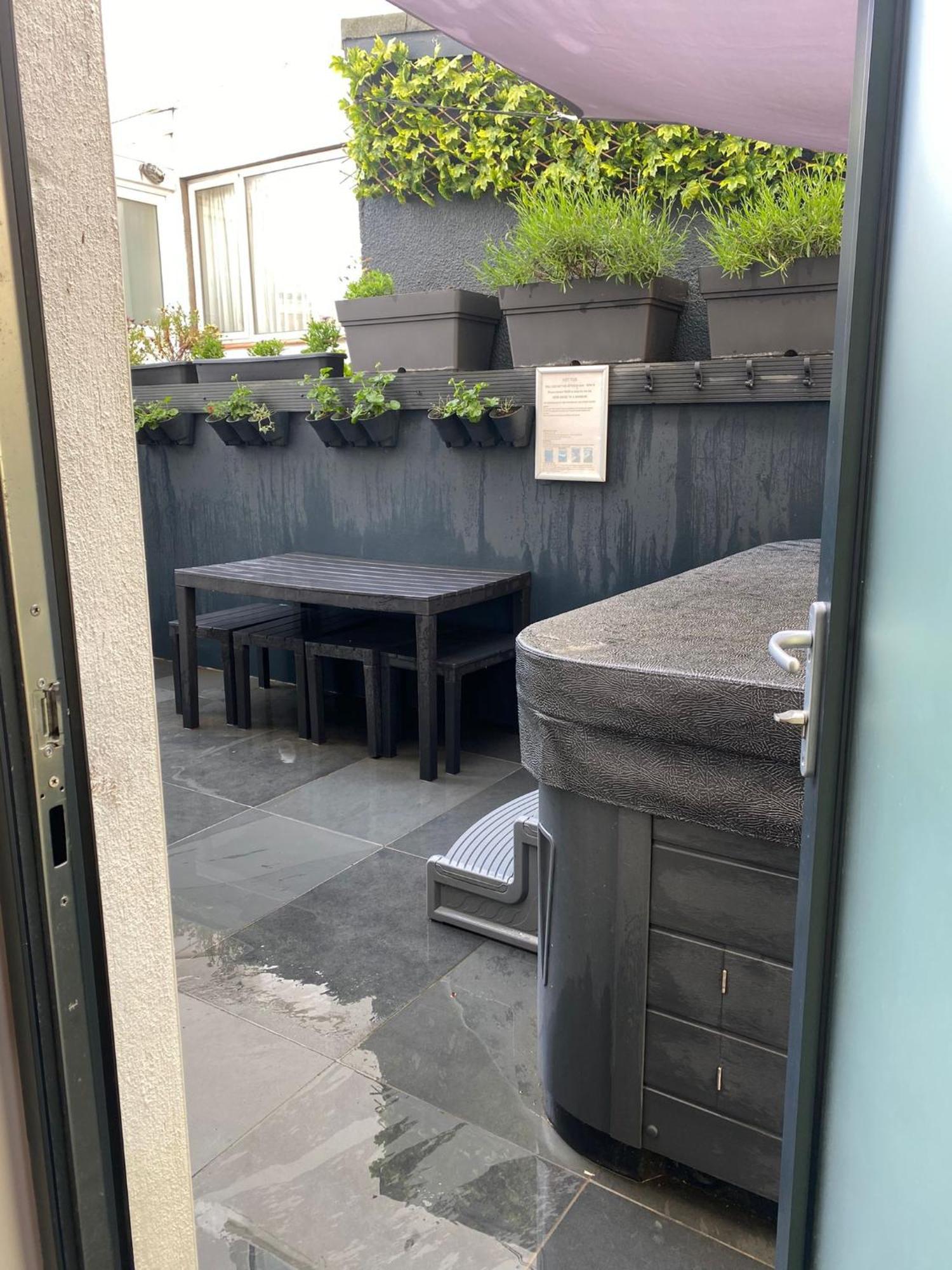 3 The View Apartments Ilfracombe - Hot Tub, Parking, Lift, Ev ภายนอก รูปภาพ