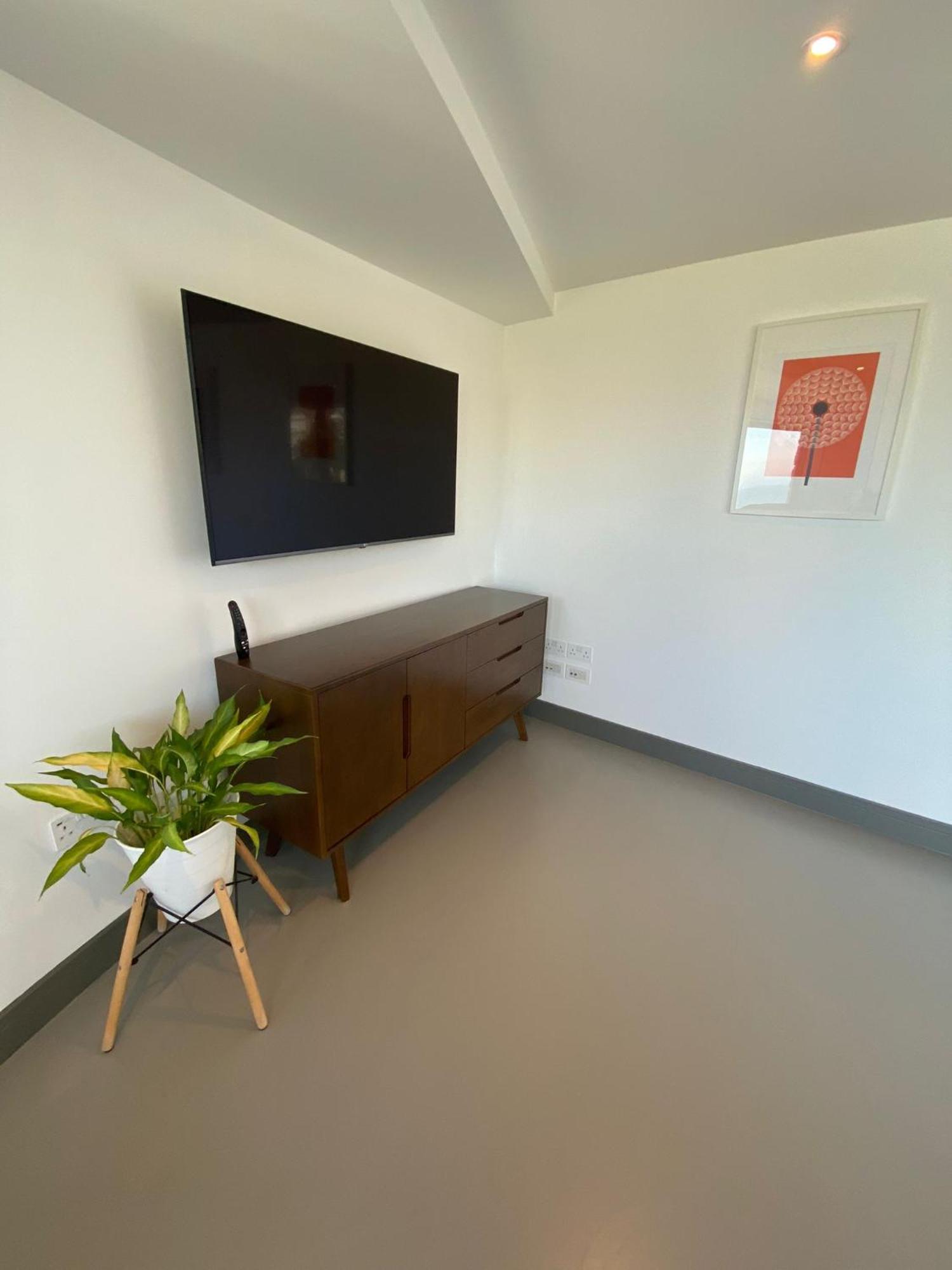 3 The View Apartments Ilfracombe - Hot Tub, Parking, Lift, Ev ภายนอก รูปภาพ