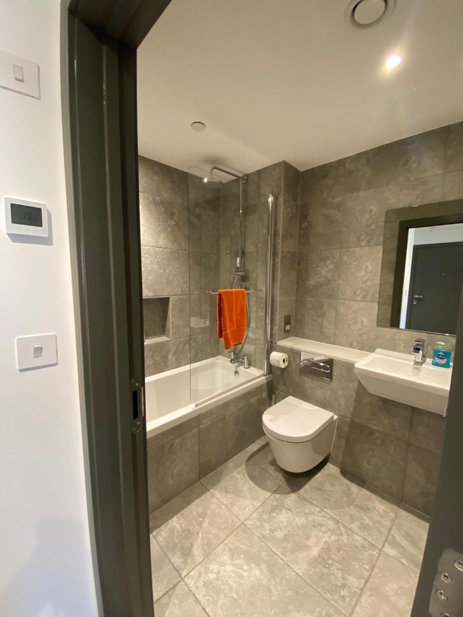 3 The View Apartments Ilfracombe - Hot Tub, Parking, Lift, Ev ภายนอก รูปภาพ